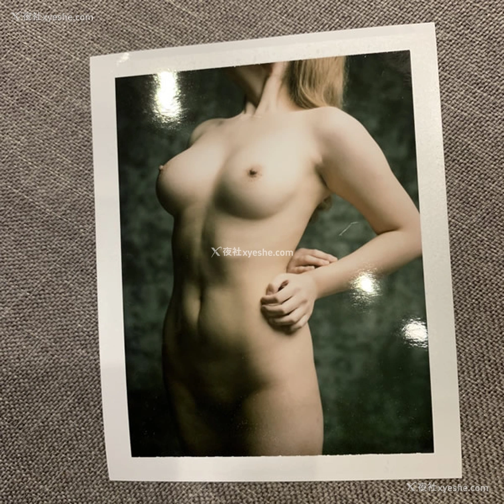 1P - 童颜巨乳网红可露儿无圣光视图集