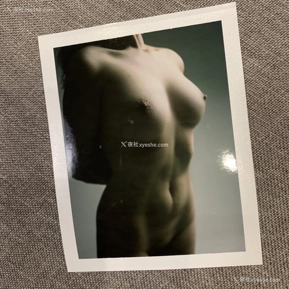 1P - 童颜巨乳网红可露儿无圣光视图集