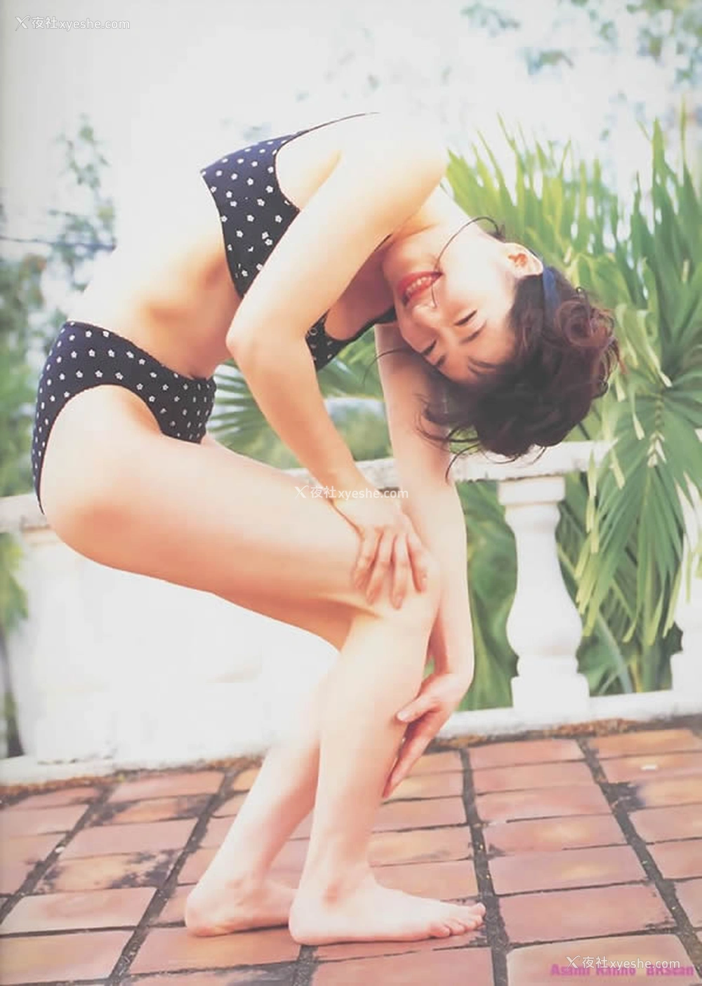 1P - 极品女神杨思敏之春光私语系列无圣光套图写真