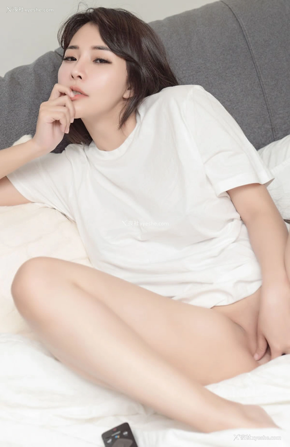 1P - 爆乳女神乐乐的清晨洗白白无圣光图集