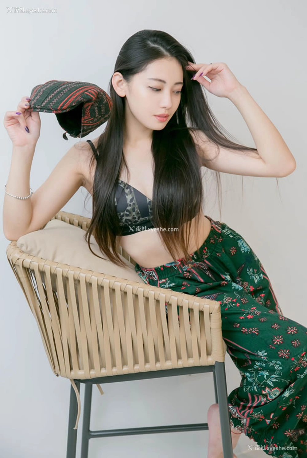1P - 知性女神夏暮光休闲渡假风无圣光图集