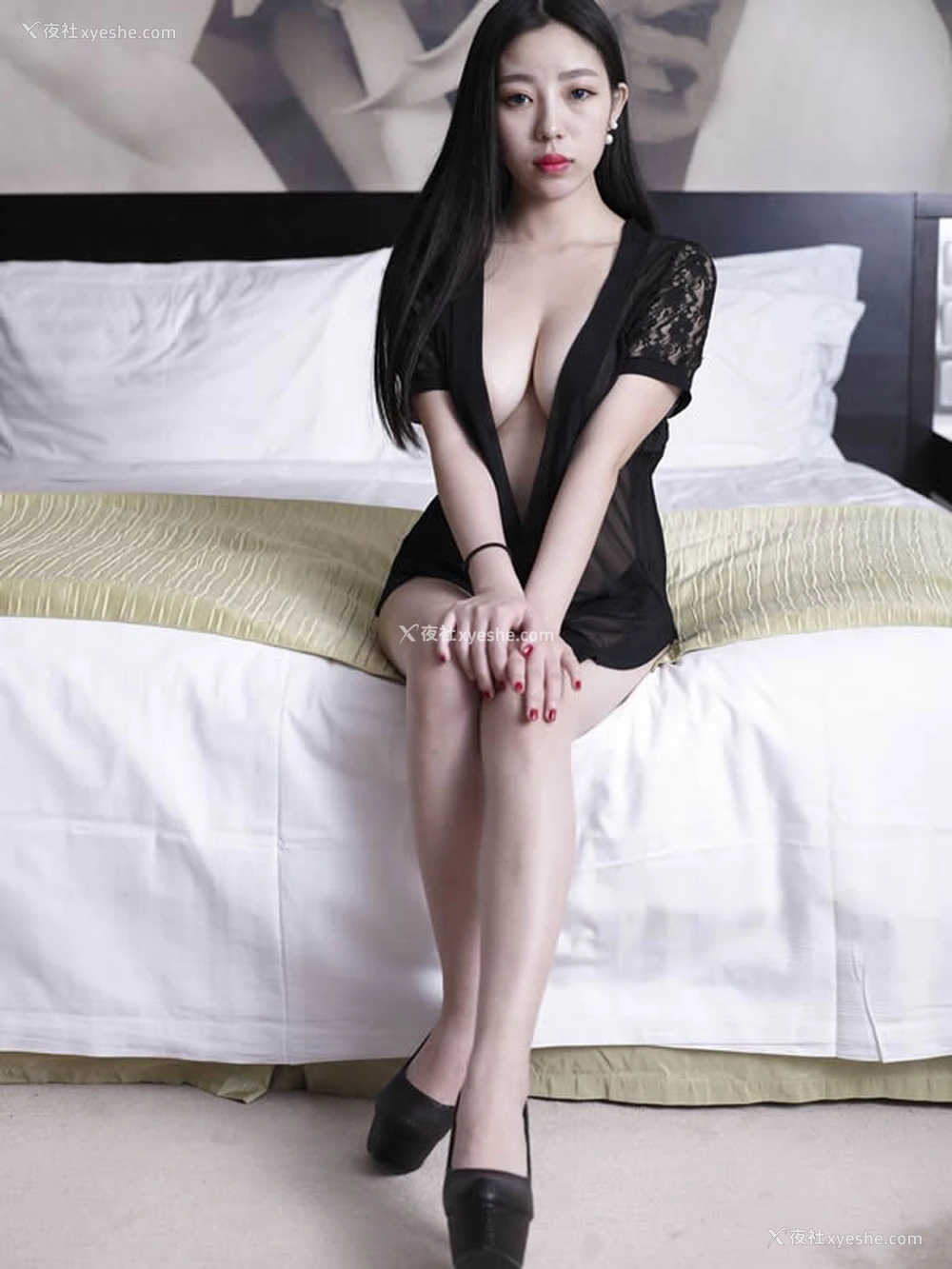 1P - 极品熟女乳神顾明美私拍无圣光套图撸管写真宅男大饱眼福！