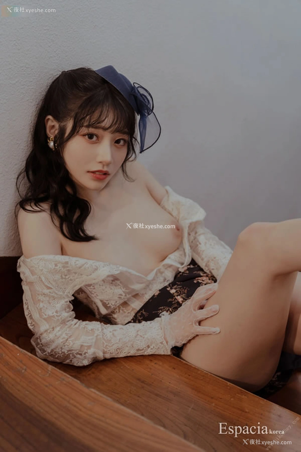 1P - 漂亮小姐姐Saika复古无圣光人体图集