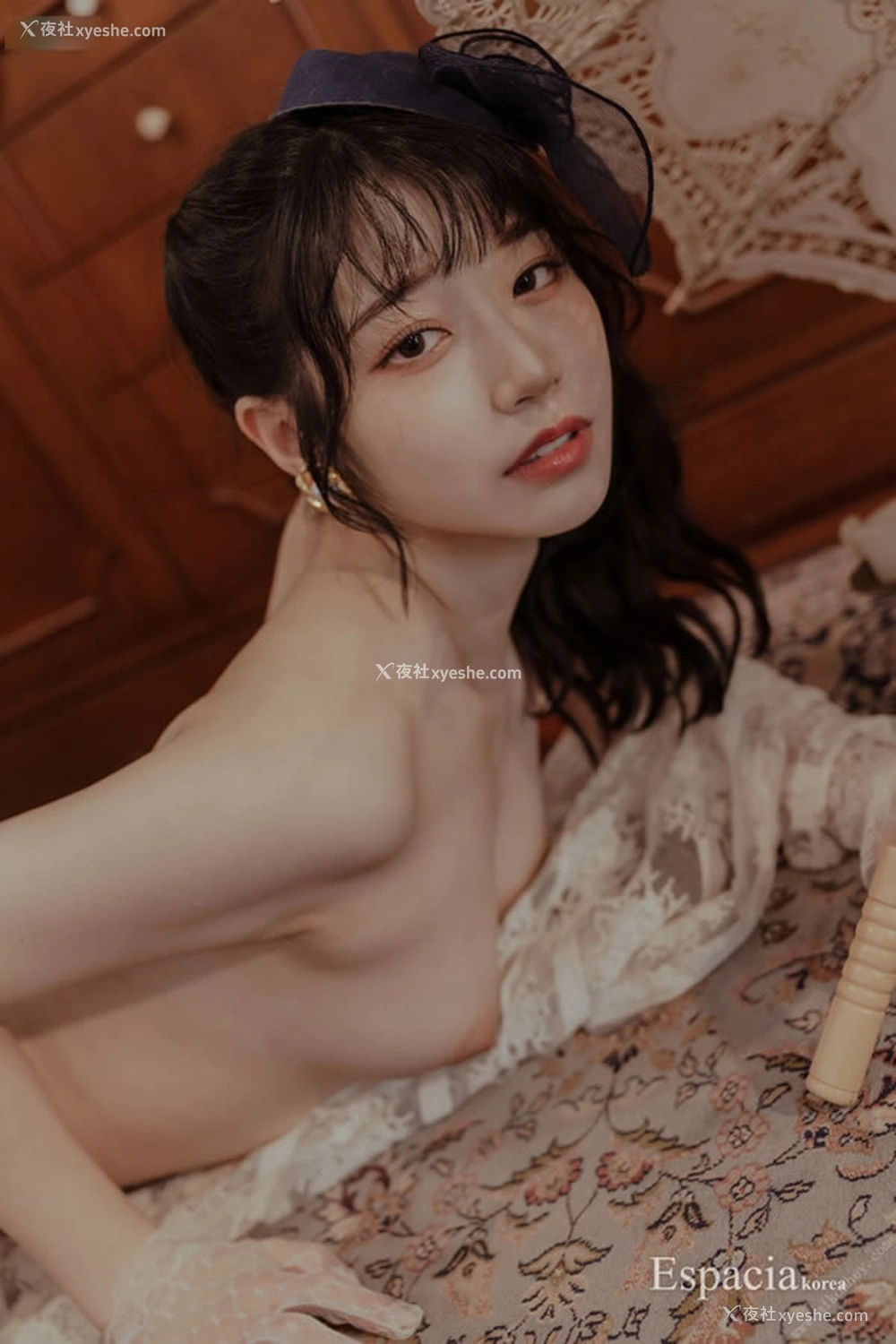 1P - 漂亮小姐姐Saika复古无圣光人体图集