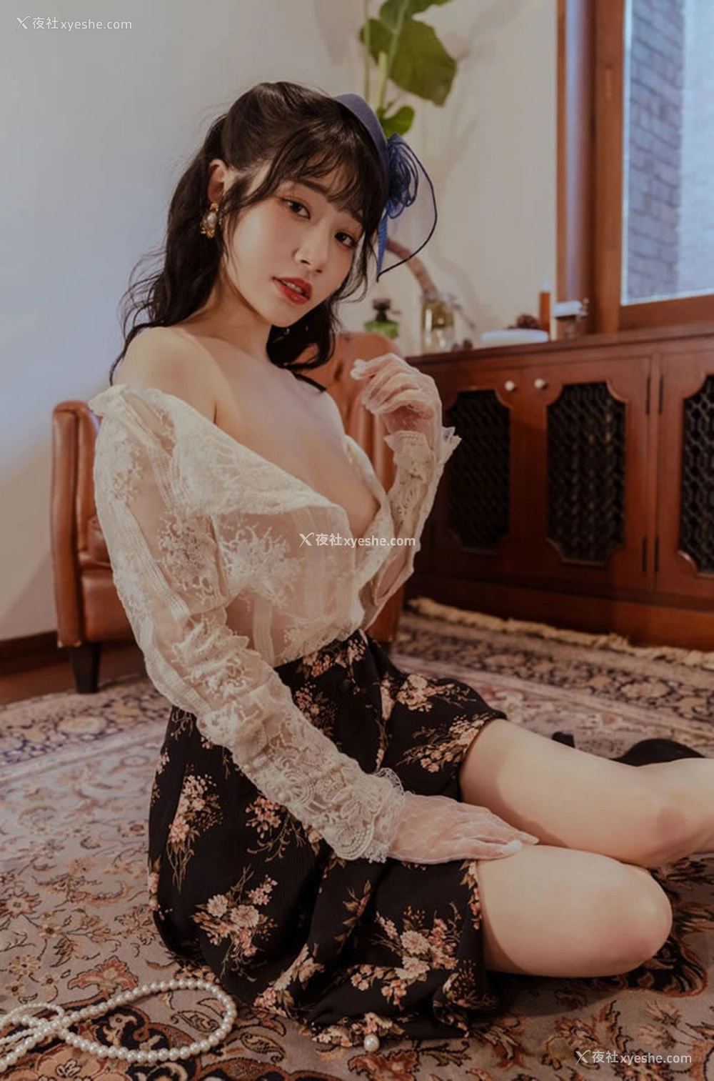 1P - 漂亮小姐姐Saika复古无圣光人体图集