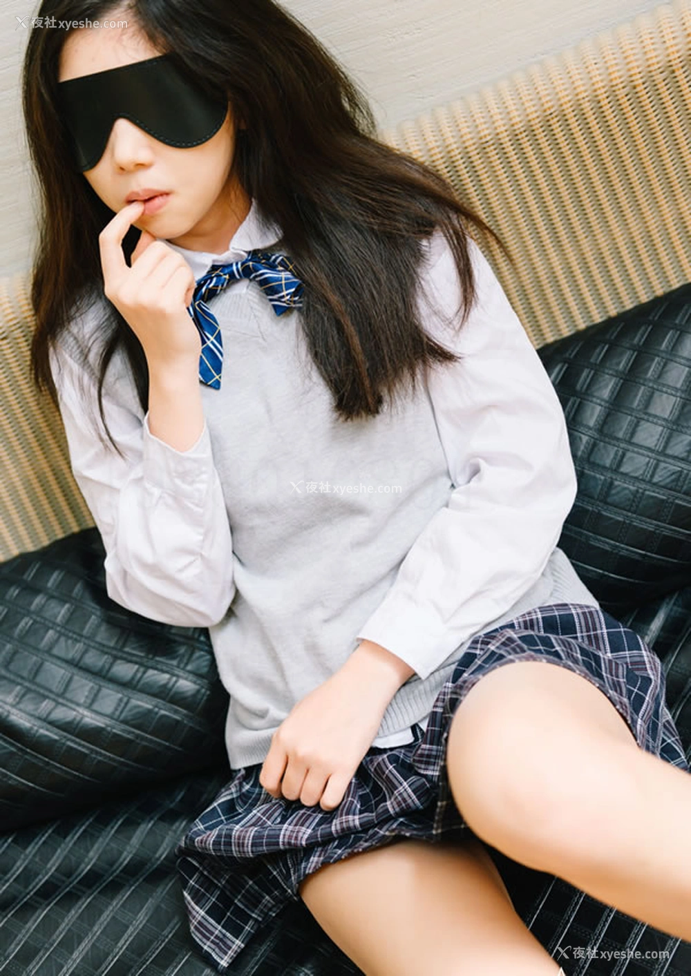 1P - 眼罩女生娜娜下课后调教版的丰富生活