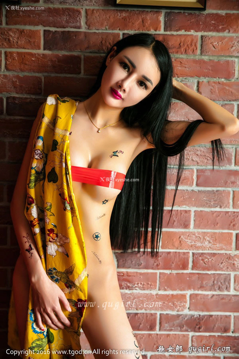 1P - 推女神婕西儿jessie无圣光可乐 红胶带人体艺术迷倒宅男