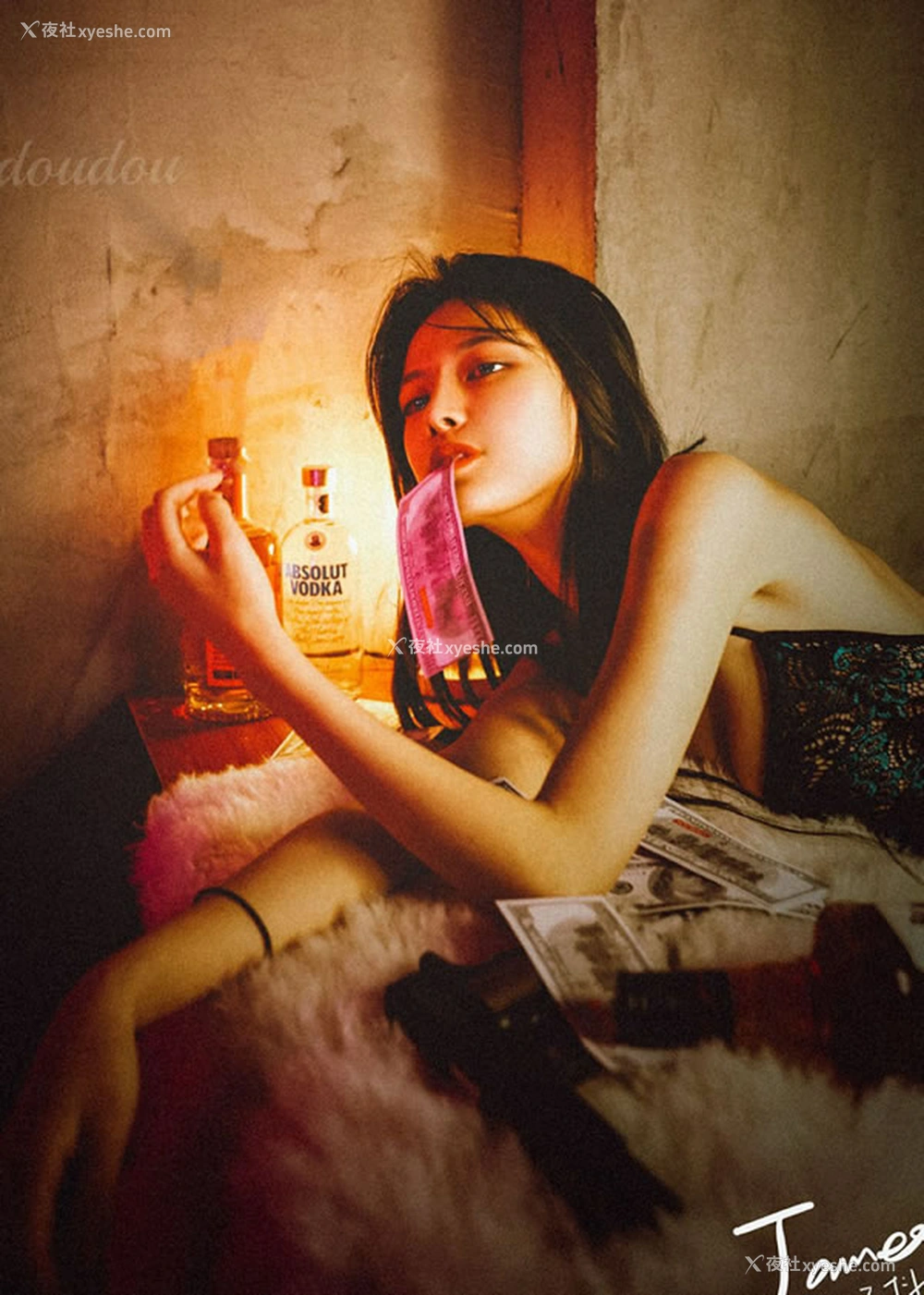 1P - 推特女神永远的baby私拍无圣光人体图集2