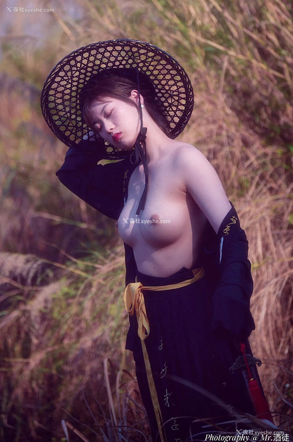 1P - 摄影师Mr.酒徒作品美女无圣光图集之户外篇3