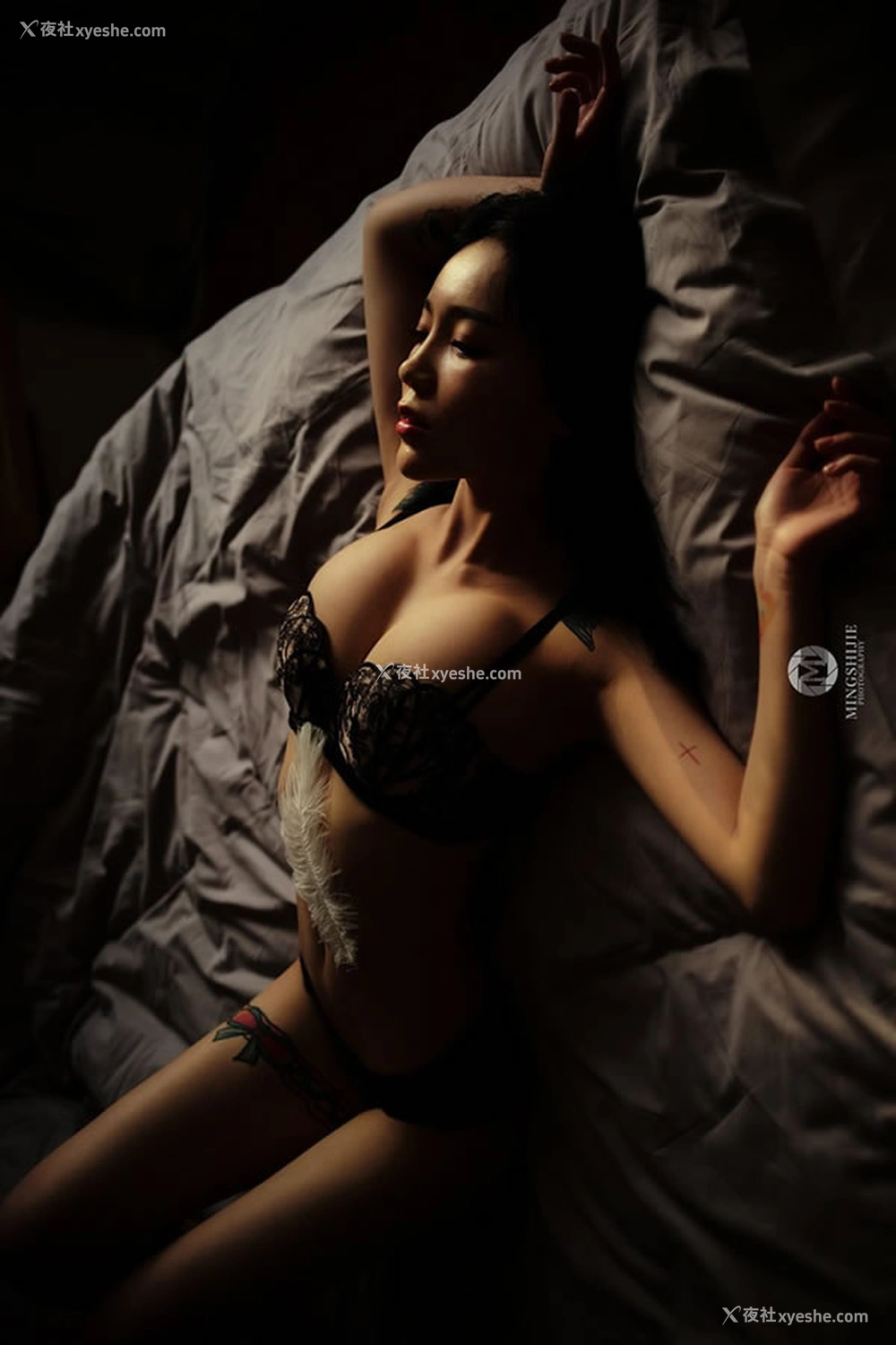 1P - 知名摄影师明视界无圣光人体作品6