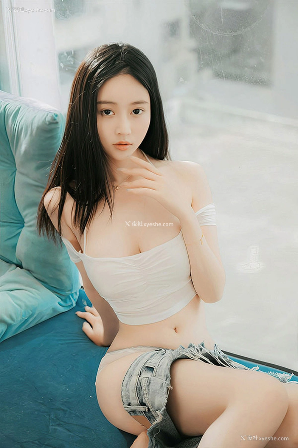 1P - 极品女神年年 晴天无圣光美图