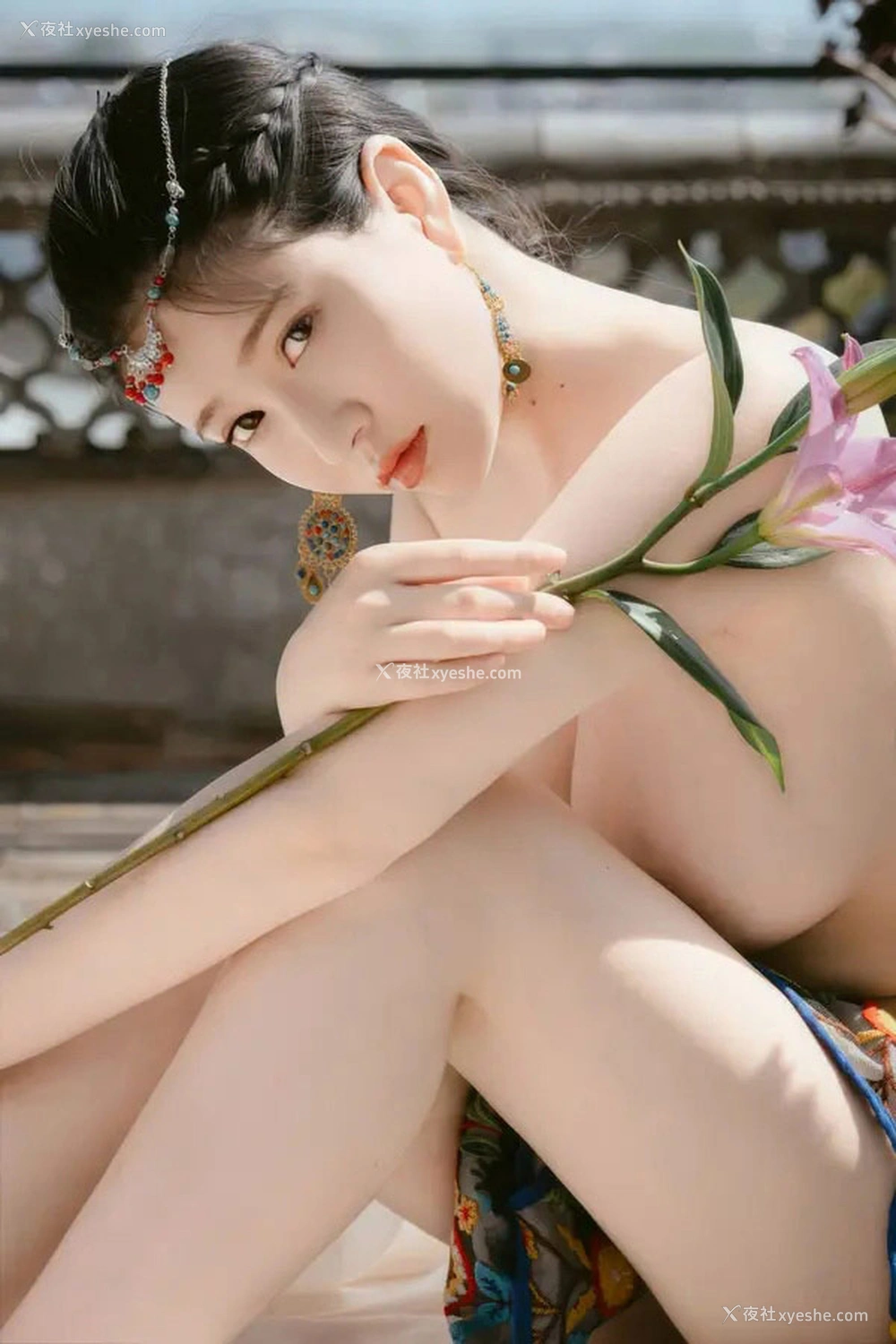 1P - 极品女神年年 云端无圣光唯美图集