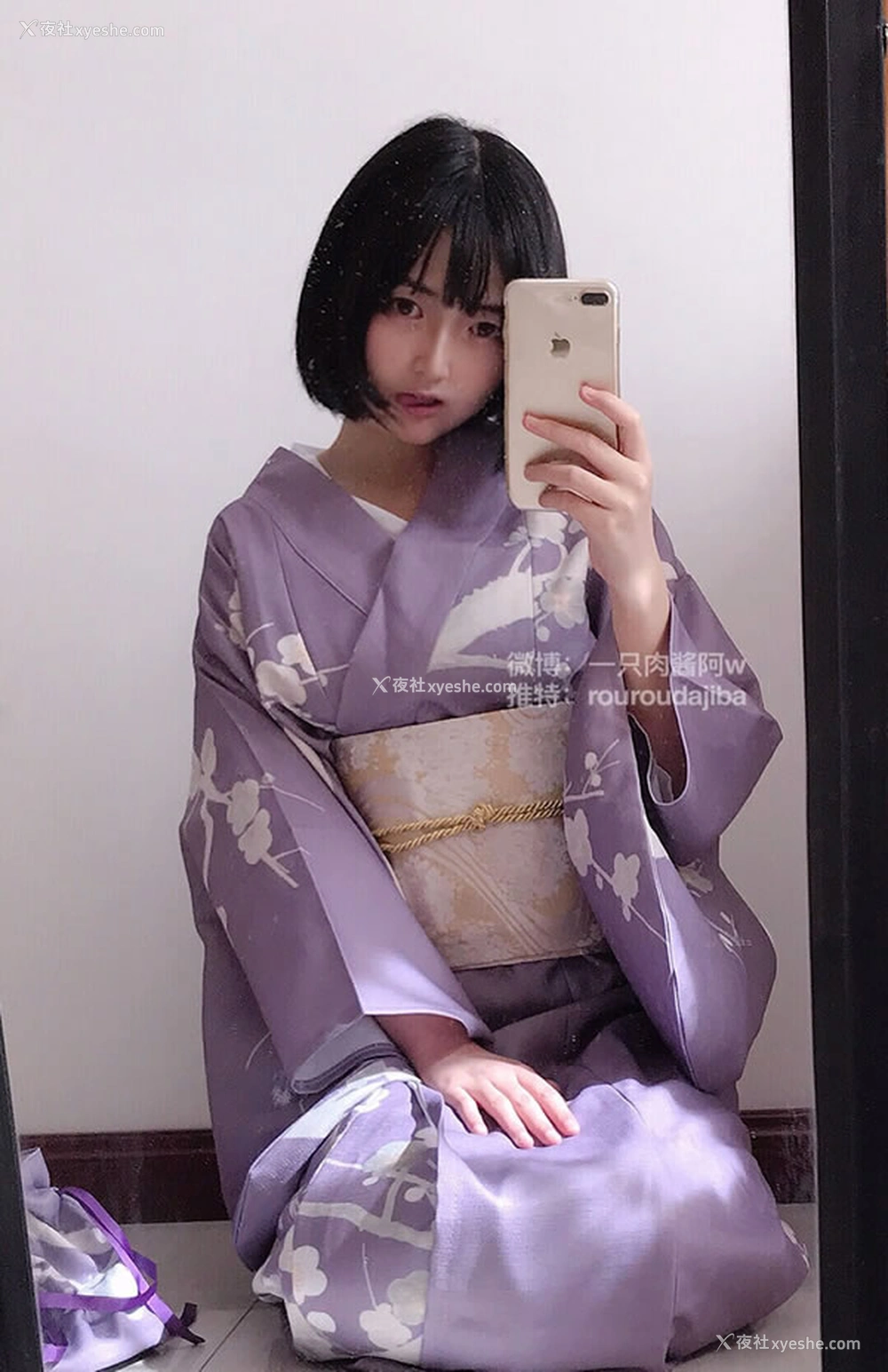 1P - 网红一只肉酱阿w无圣光私拍和服图集