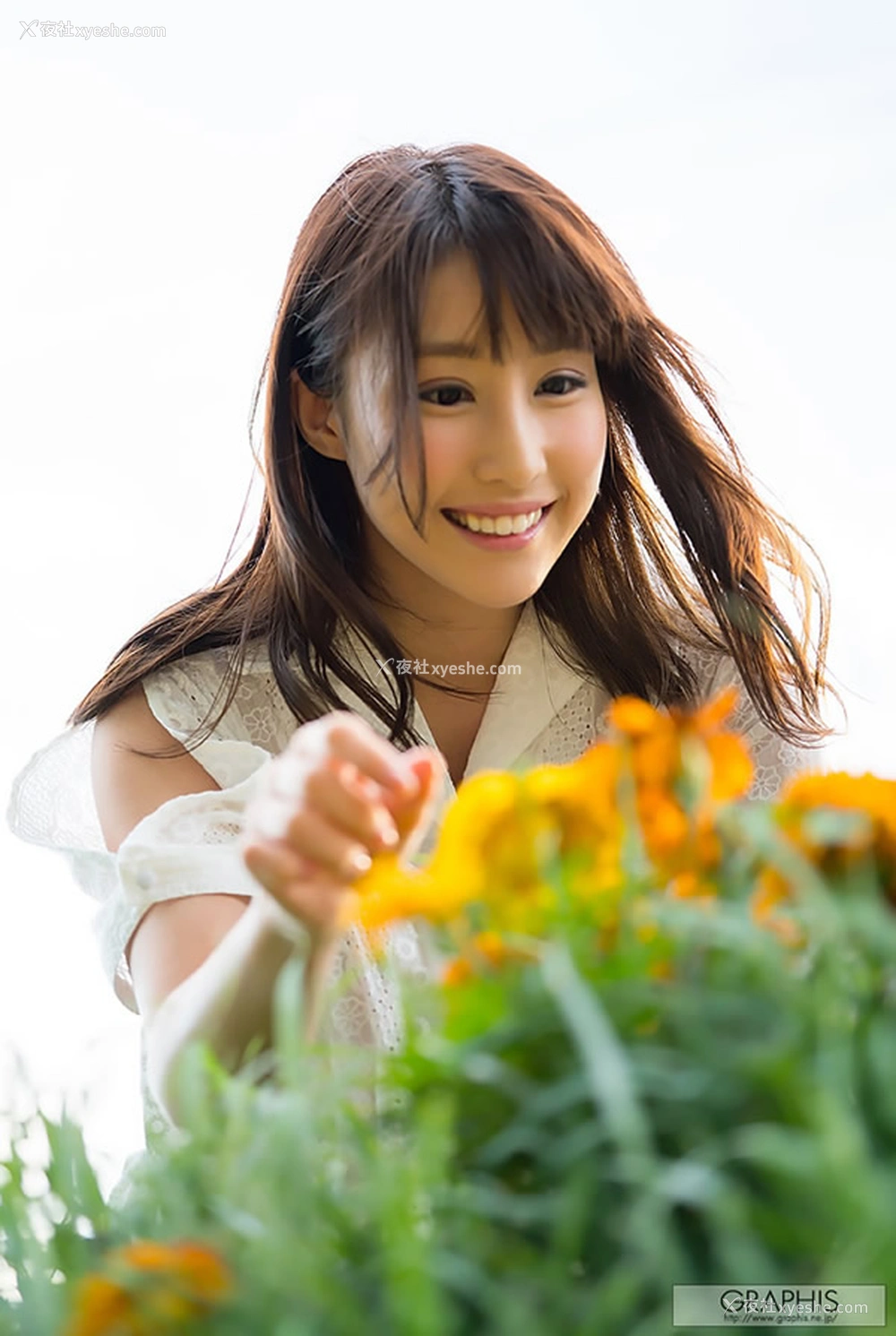 1P - Graphis彩美旬果SyunkaAyami无圣光人体写真