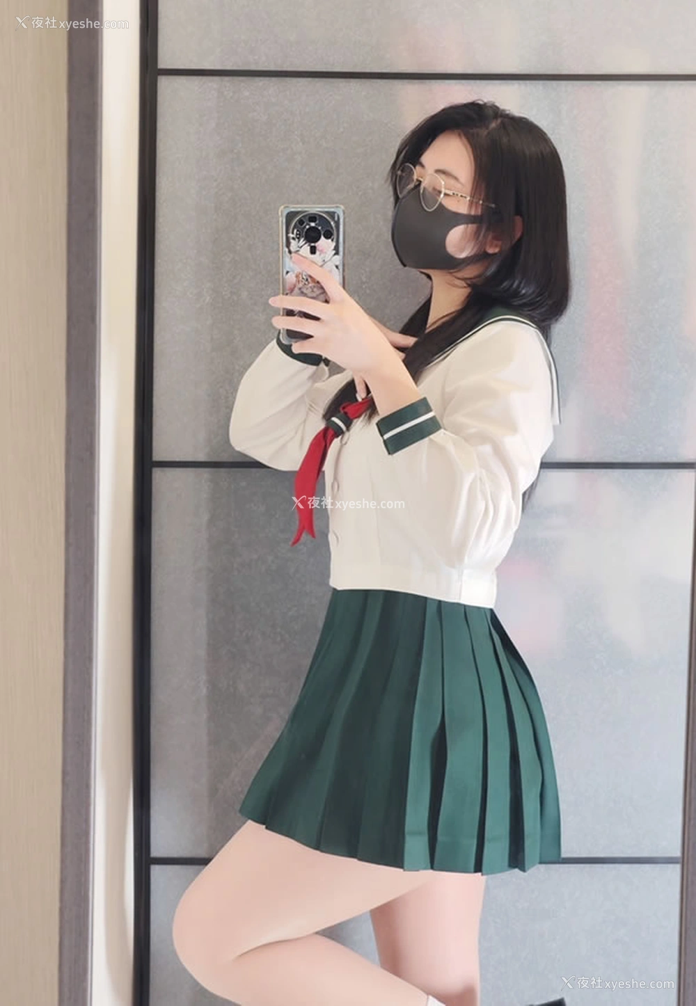 1P - 极品福利姬奶咪 – 戈薇 JK女生