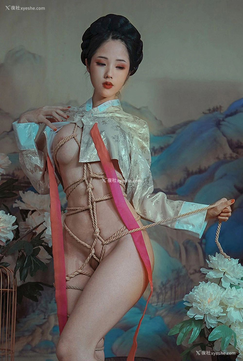 1P - 福利姬钛合金TiTi 霜花店尺度视图
