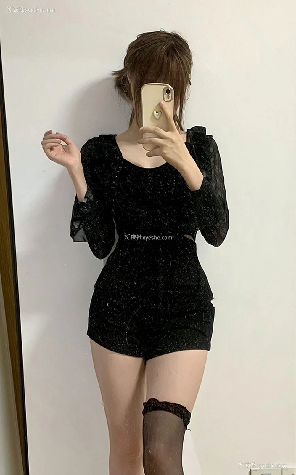 1P - 极品嫩模玥玥唯美无圣光人体视图