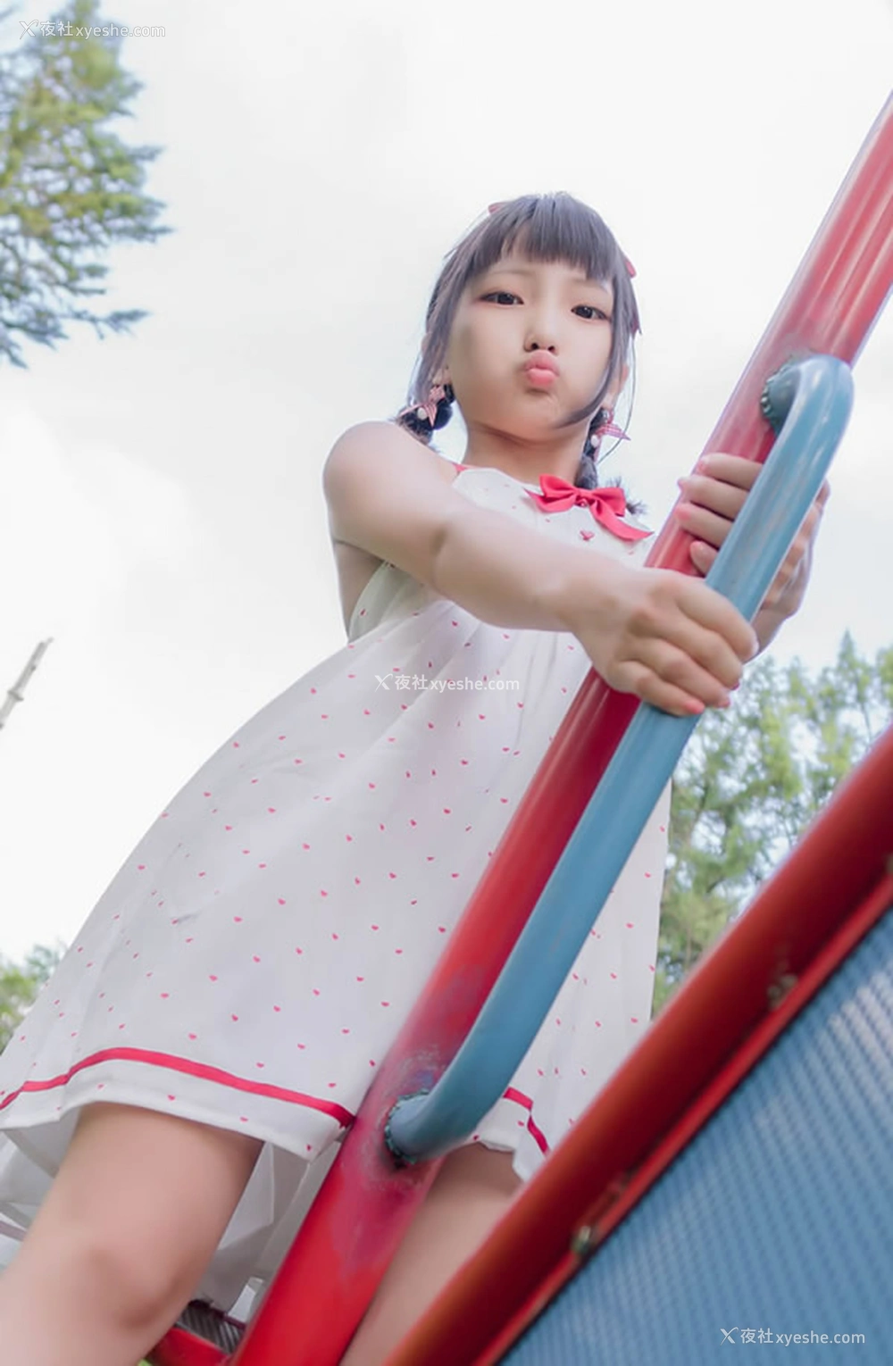 1P - 极品小美女小丁Ding无圣光作品集-游乐场