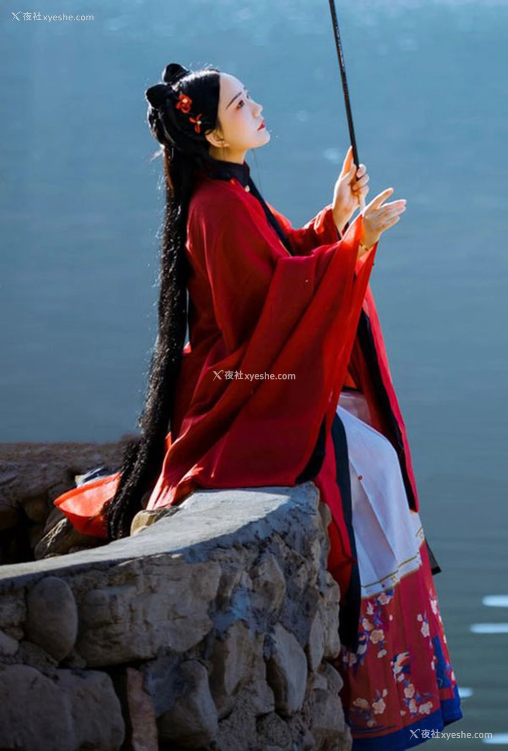 1P - 推特美女小芸逗 落苏复古无圣光唯美合集