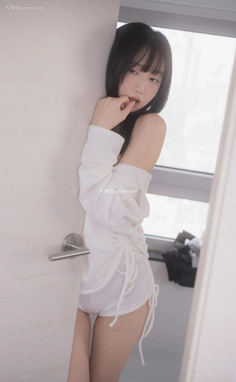 1P - 私人家教与美女Hina的秘密接触尺度图集
