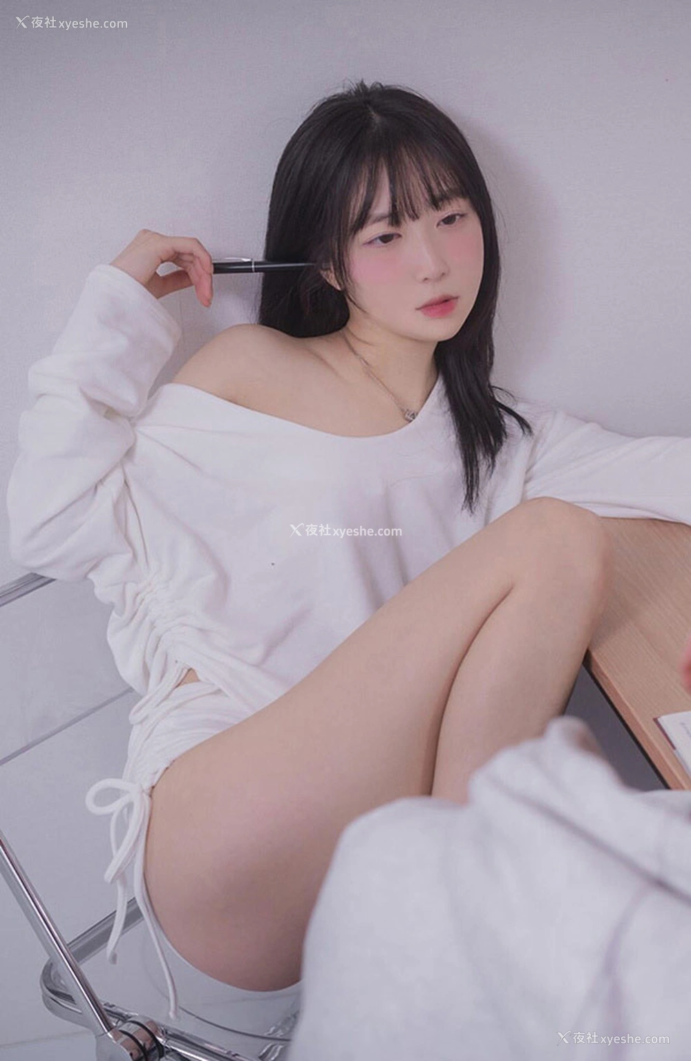 1P - 私人家教与美女Hina的秘密接触尺度图集