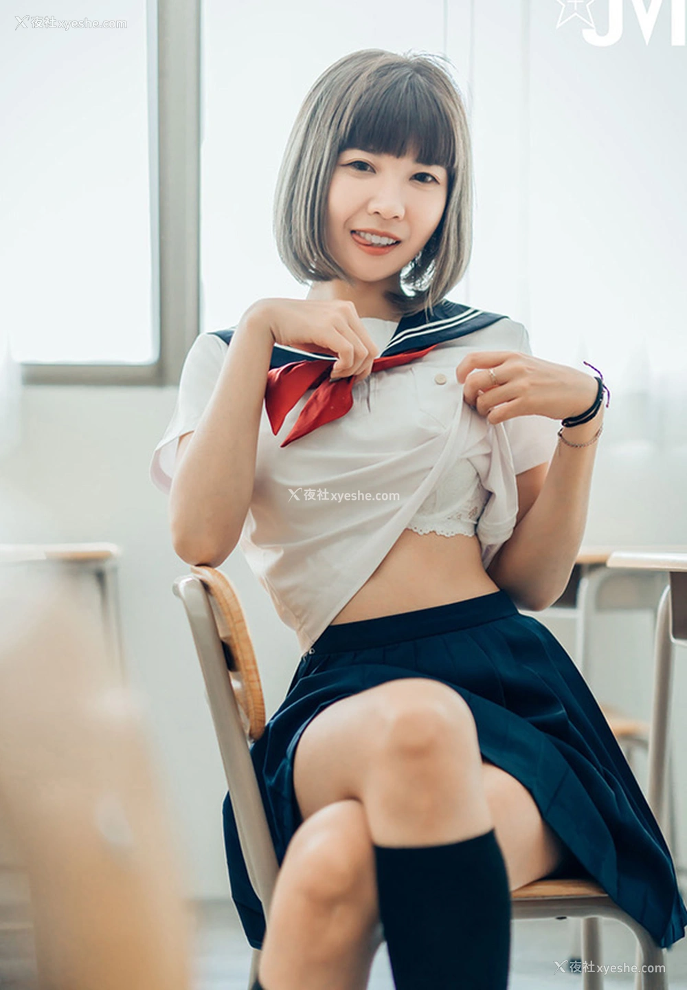 1P - 青春果宝宝高中女生学生服无圣光写真
