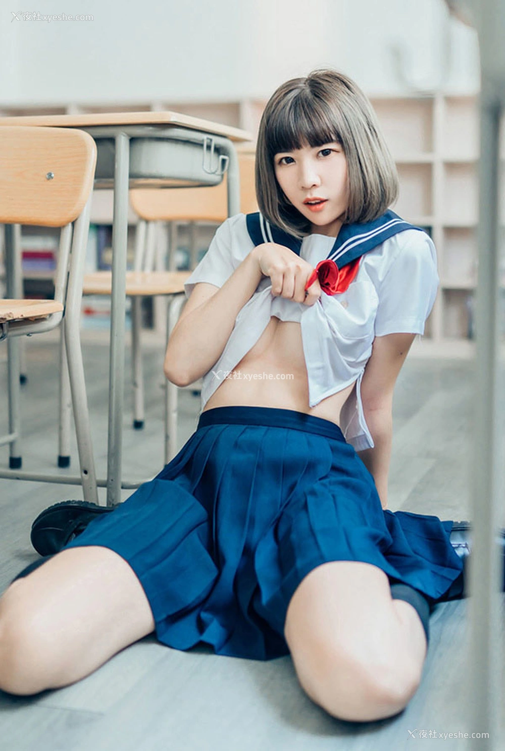 1P - 青春果宝宝高中女生学生服无圣光写真