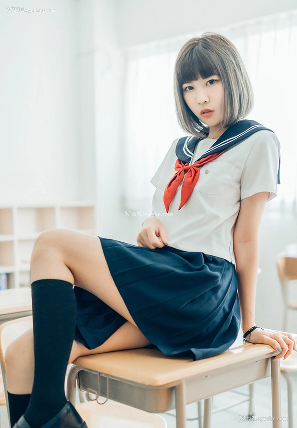 1P - 青春果宝宝高中女生学生服无圣光写真