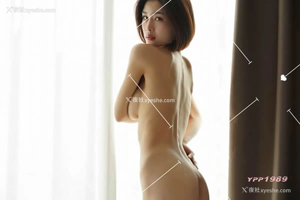 1P - 微博女神闫盼盼12月VIP全裸床上无圣光人体套图