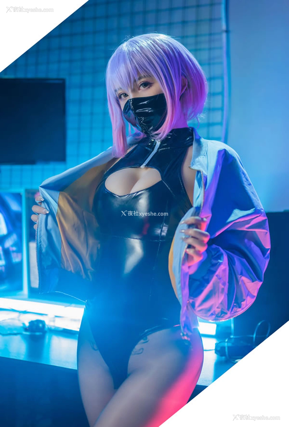 1P - 福利姬蜜蜜子Kimmie – Luna胶衣