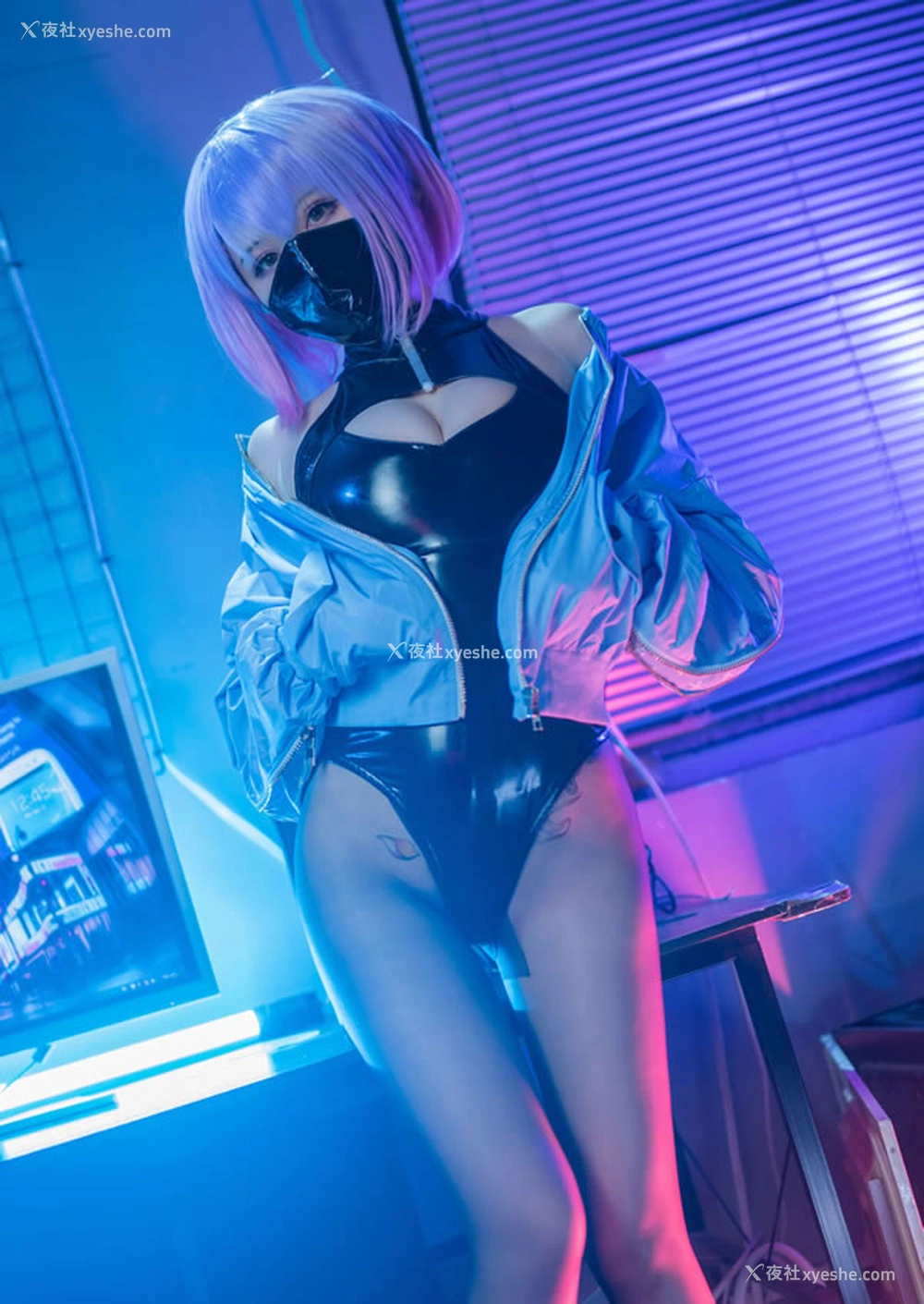 1P - 福利姬蜜蜜子Kimmie – Luna胶衣