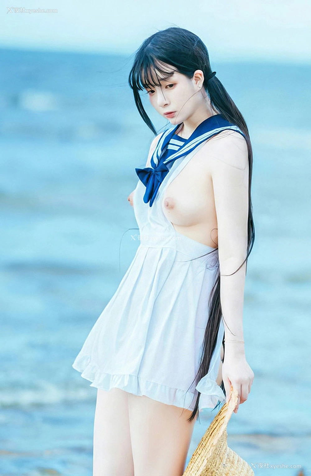 1P - 福利姬落落Raku 海韵海军裙的诱惑