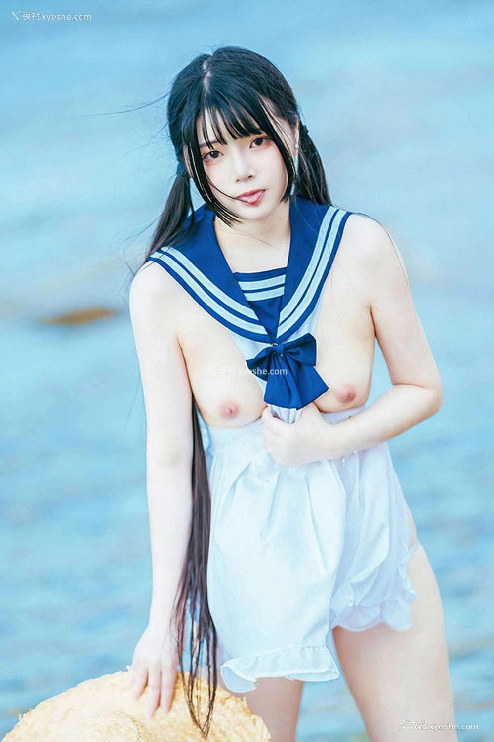 1P - 福利姬落落Raku 海韵海军裙的诱惑