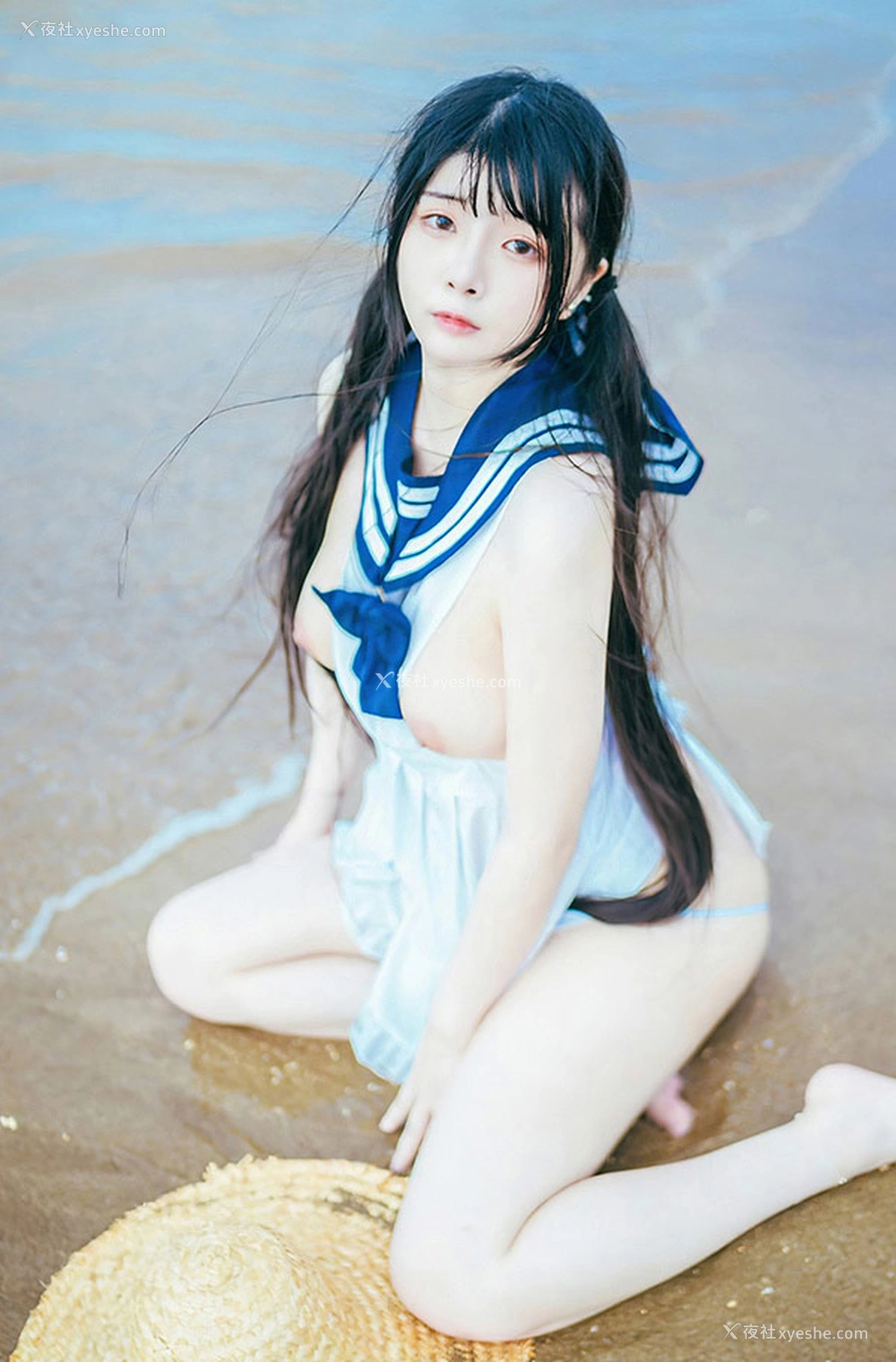 1P - 福利姬落落Raku 海韵海军裙的诱惑