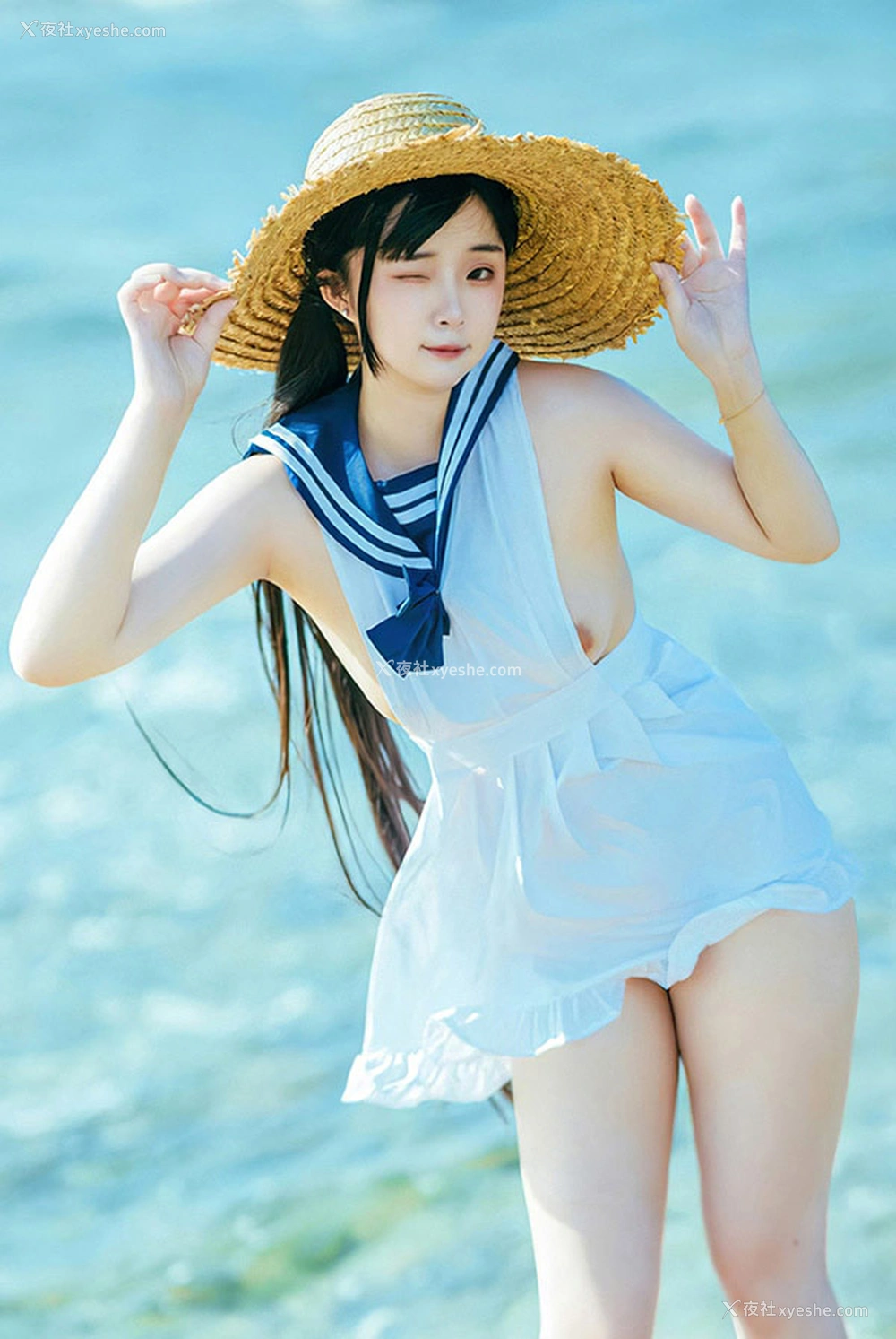 1P - 福利姬落落Raku 海韵海军裙的诱惑