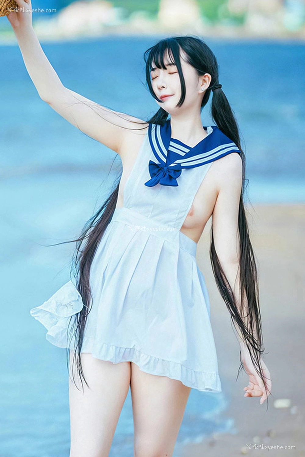 1P - 福利姬落落Raku 海韵海军裙的诱惑