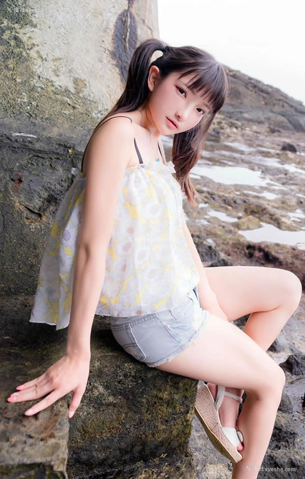 1P - 极品小美女小丁Ding无圣光作品-野外春光