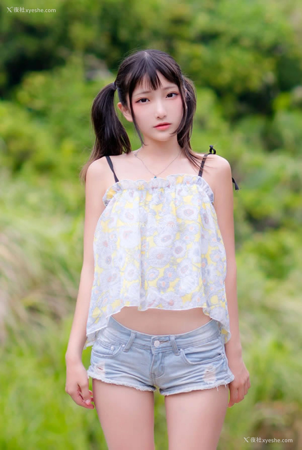 1P - 极品小美女小丁Ding无圣光作品-野外春光