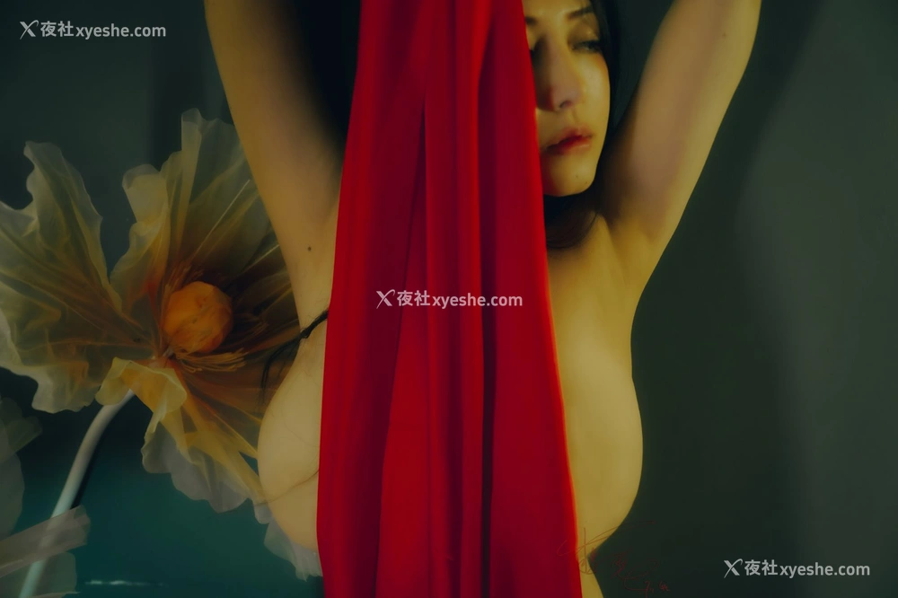 1P - 网络红人樱晚gigi – 春.染