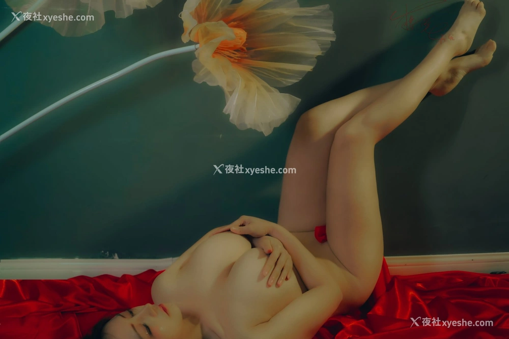 1P - 网络红人樱晚gigi – 春.染