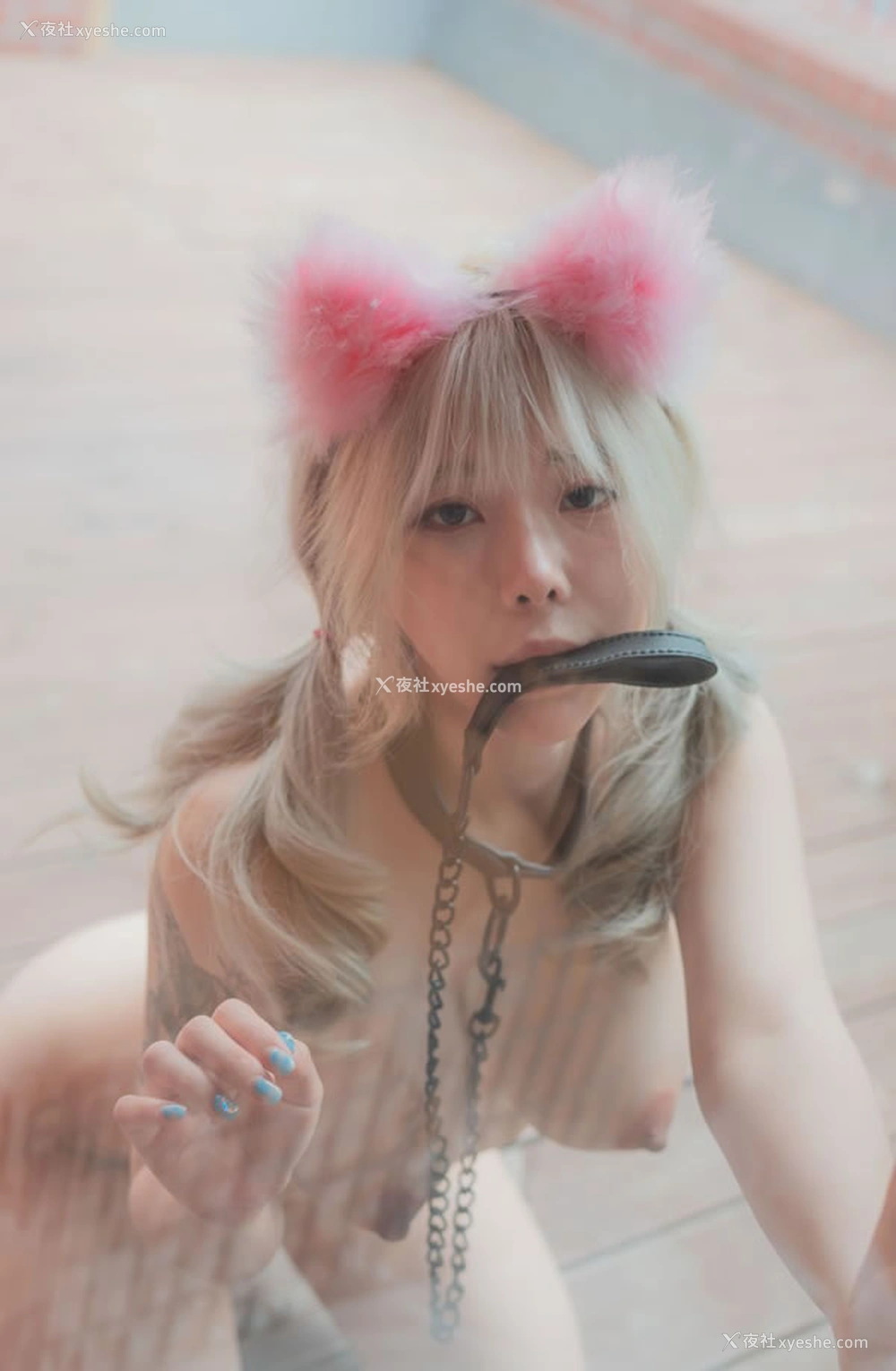 1P - 上围极致丰满的美女Lovey调教版无圣光图集3