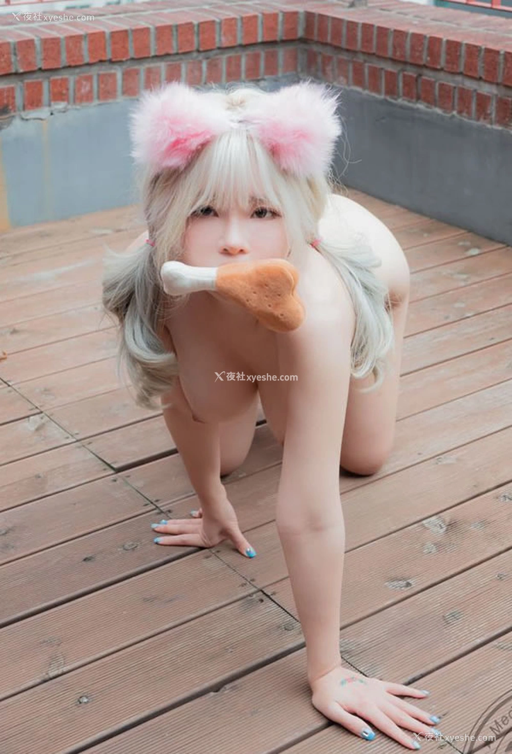1P - 上围极致丰满的美女Lovey调教版无圣光图集3