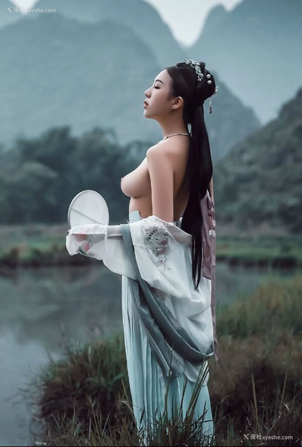 1P - 漂亮古装小姐姐无圣光人体图集美出新天际2