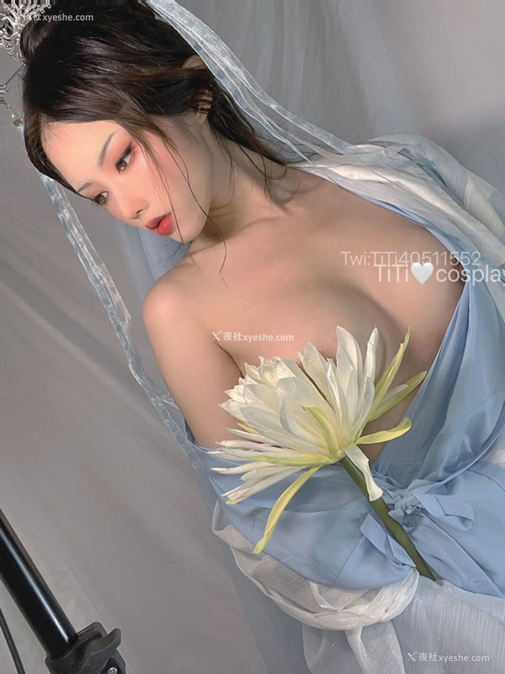 1P - 漂亮古装小姐姐无圣光人体图集美出新天际2