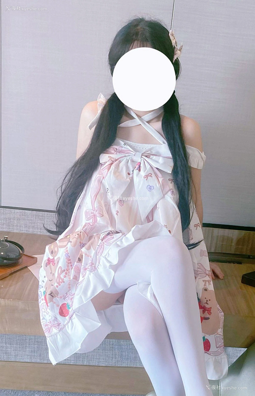 1P - 粉嫩福利姬呆呆酱居家无圣光尺度合集2
