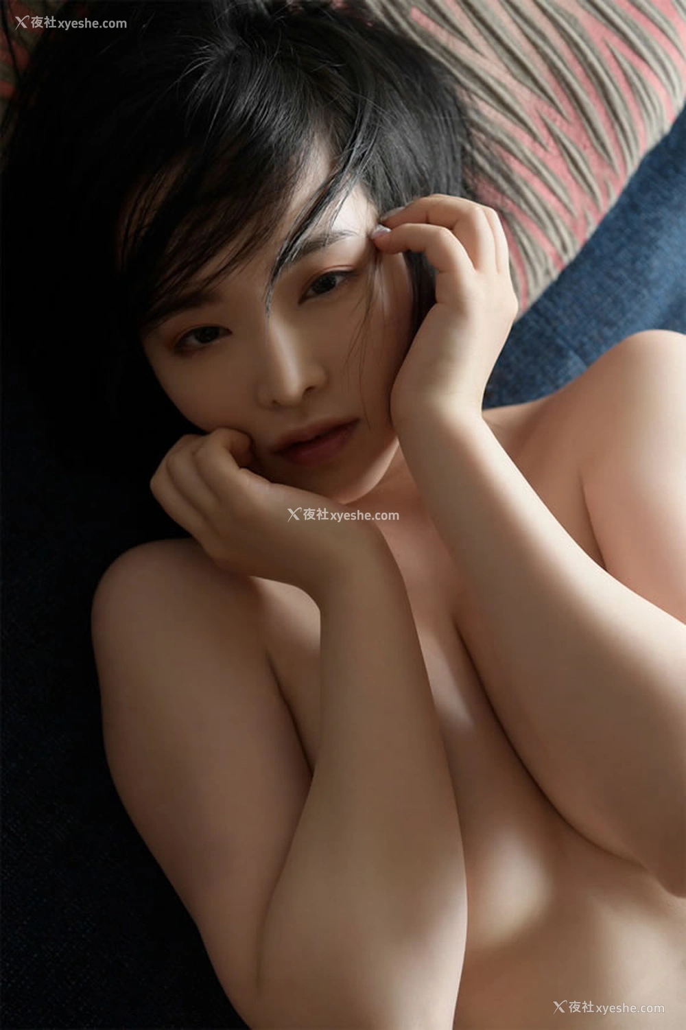 1P - 天使般美丽的短发女子无圣光胴体迷人诱惑