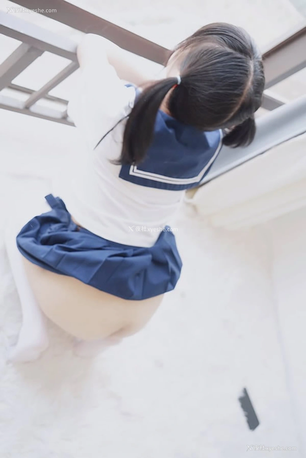 1P - 推特高人气萝莉青木小荷无圣光私拍合集