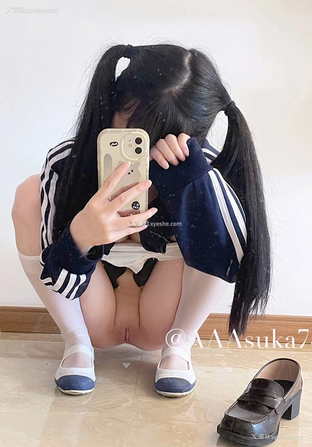 1P - 清纯系福利姬@Asuku 尺度私拍视图合集