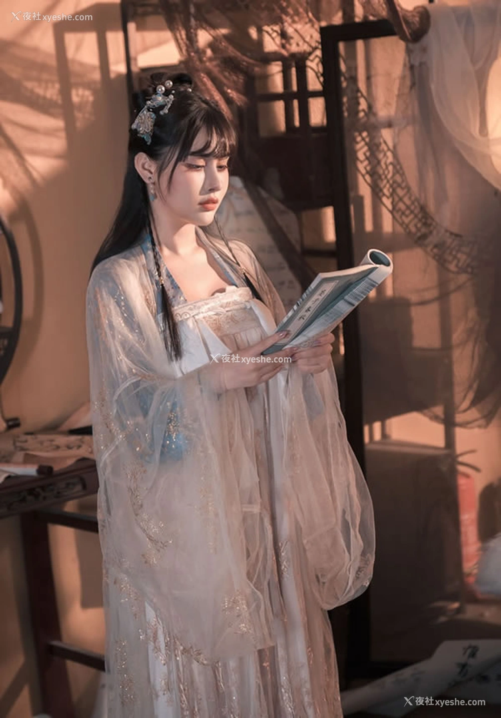 1P - 极品福利姬恋恋艾妮 – 古风汉服