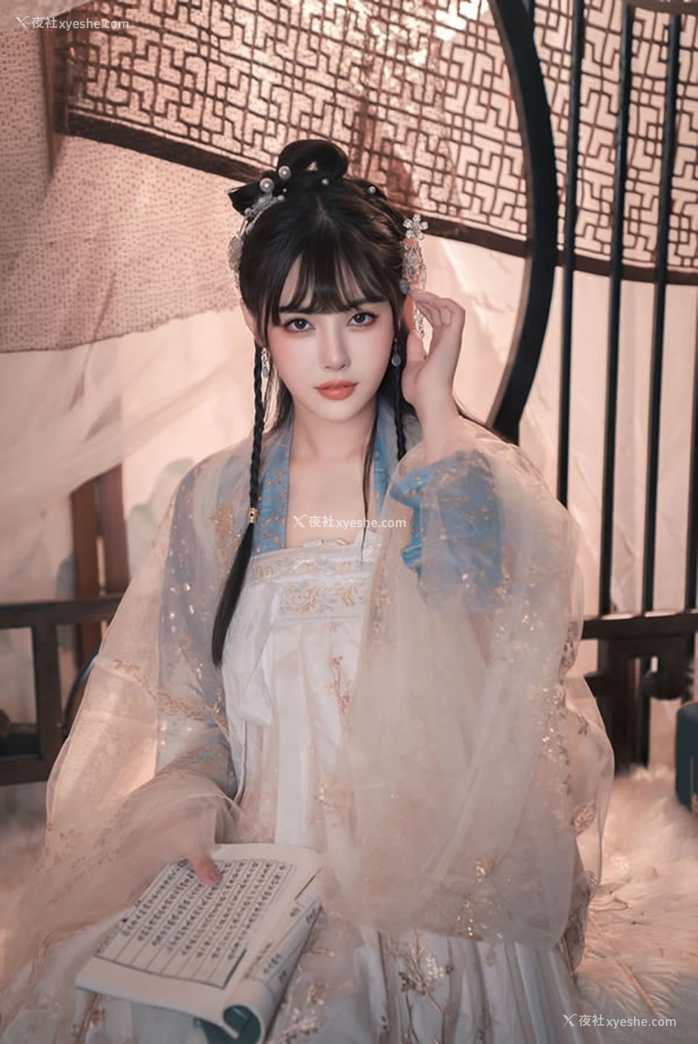 1P - 极品福利姬恋恋艾妮 – 古风汉服